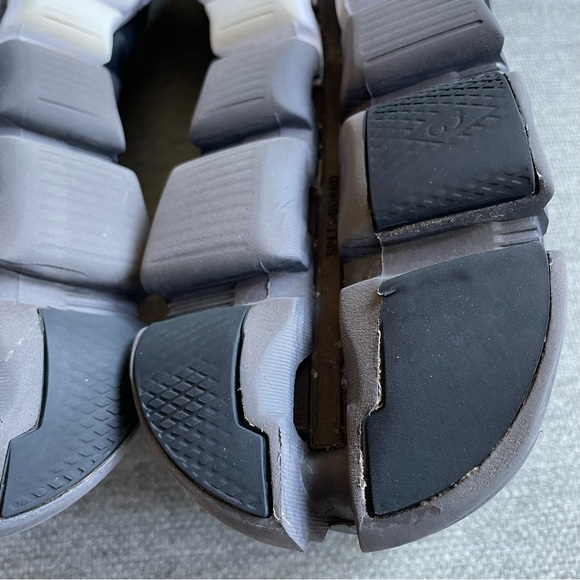 On Cloud Running Cloundflow Rock Men's Shoes - Picture 9 of 11